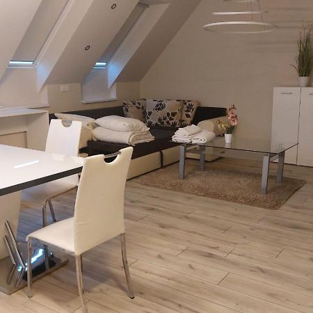 Hajnal Apartman Apartment Szeged Luaran gambar