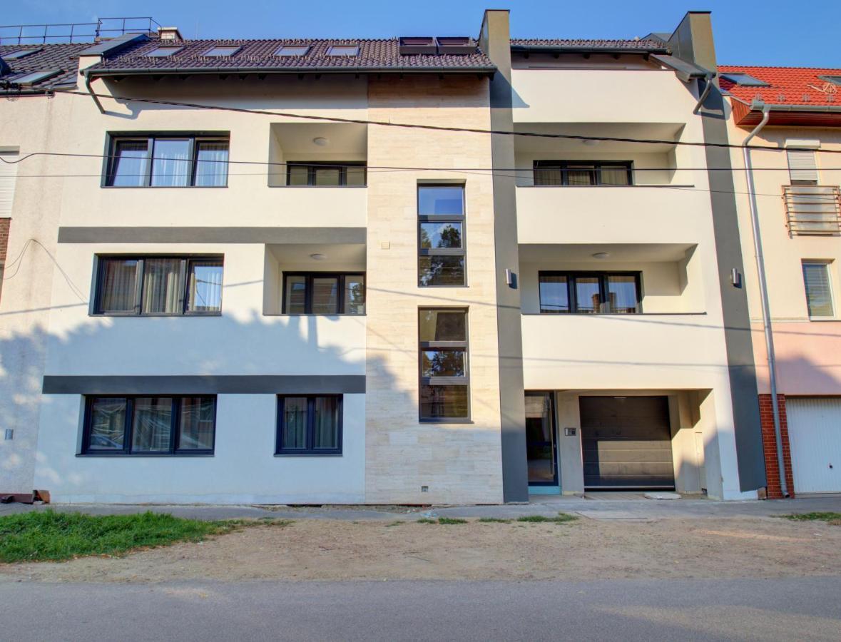 Hajnal Apartman Apartment Szeged Luaran gambar