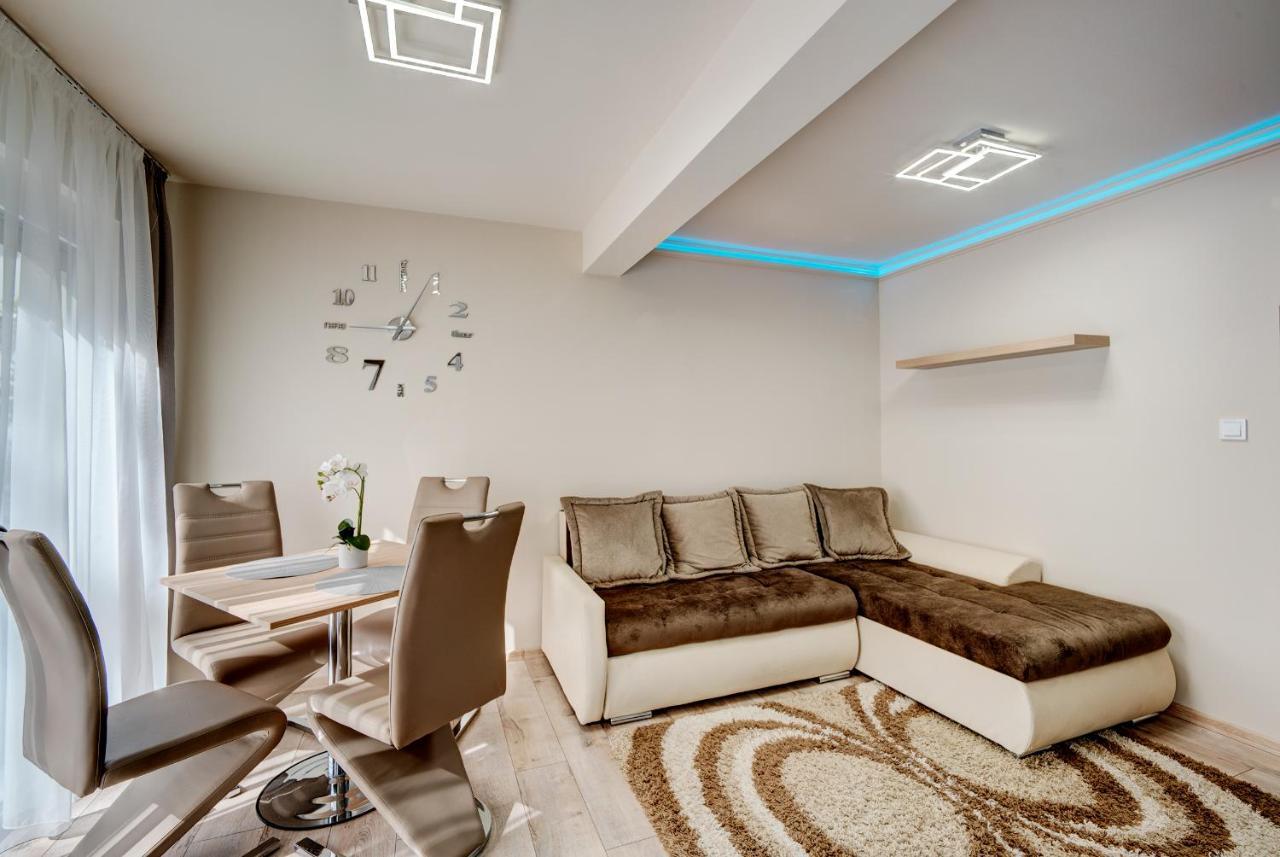 Hajnal Apartman Apartment Szeged Luaran gambar