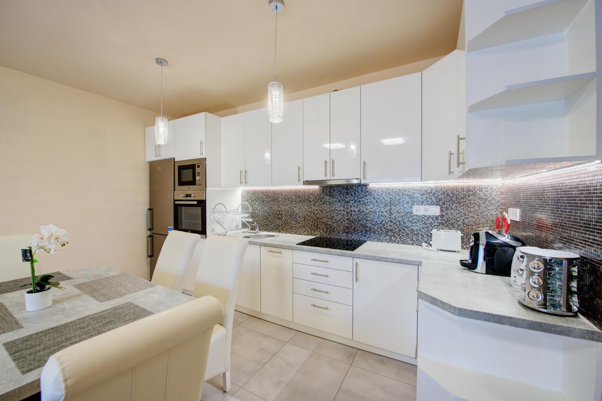 Hajnal Apartman Apartment Szeged Bilik gambar